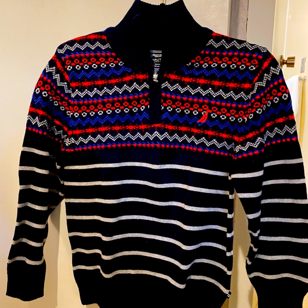 Boys Náutica never used sweater size 10/12